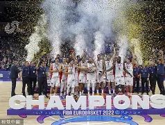 奥格斯堡在关键时刻力克对手保持在积分榜前列的简单介绍